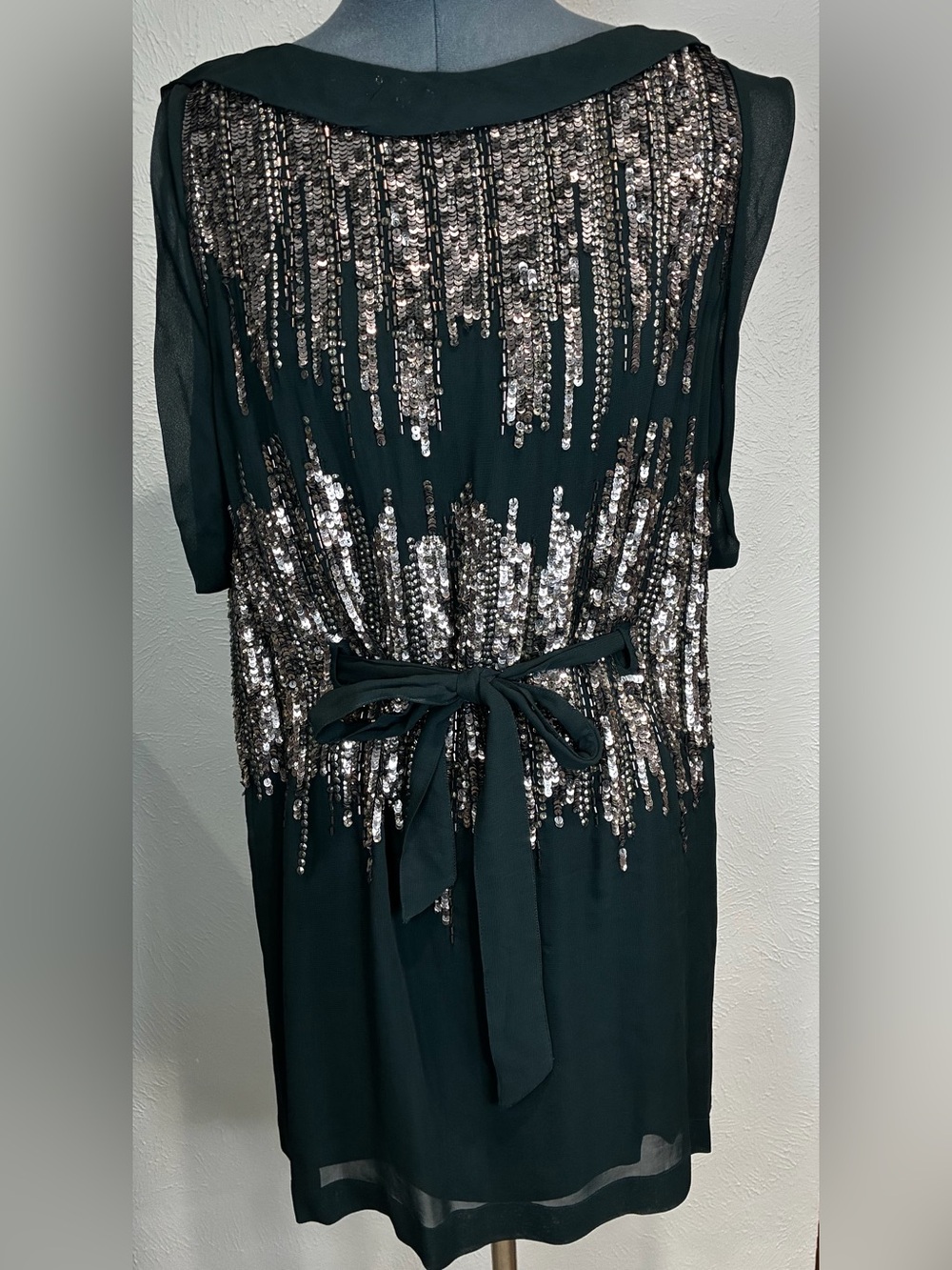 Women’s French Connection Green Sequin Dress - size 8